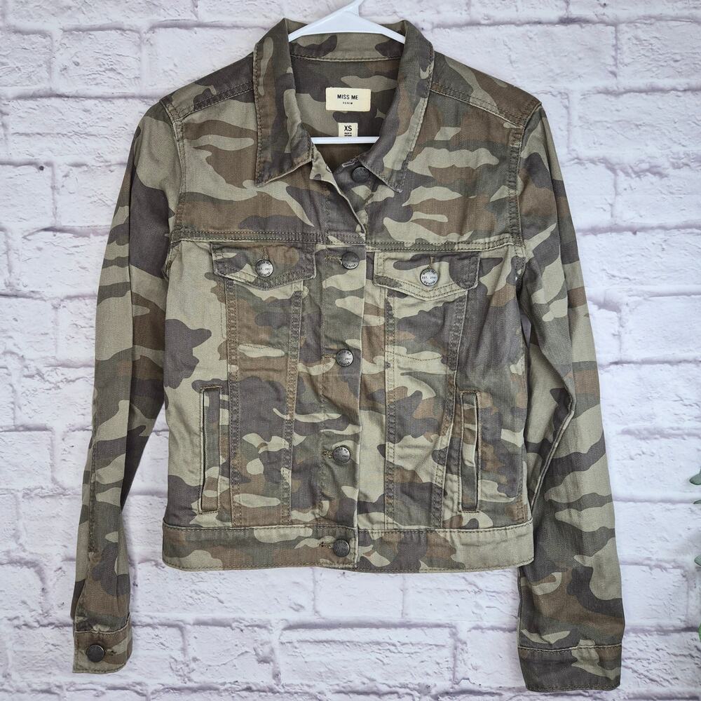 Miss Me Camo Denim Jacket Womens XS Green Camouflage Utility Trucker Y2K fall